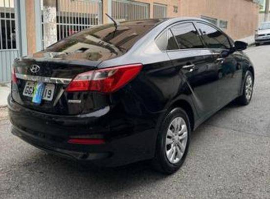 HYUNDAI HB20S 1.6 COMFORT PLUS 16V FLEX 4P AUTOMÁTICO HYUNDAI HB20S 1.6 COMFORT PLUS 16V FLEX 4P AUTOMÁTICO